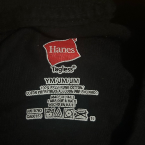 Girls hockey t shirt size medium - Picture 2 of 2